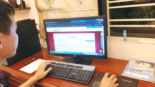 Thi thử tiếng Anh THPT Quốc gia trực tuyến tại Hiclass